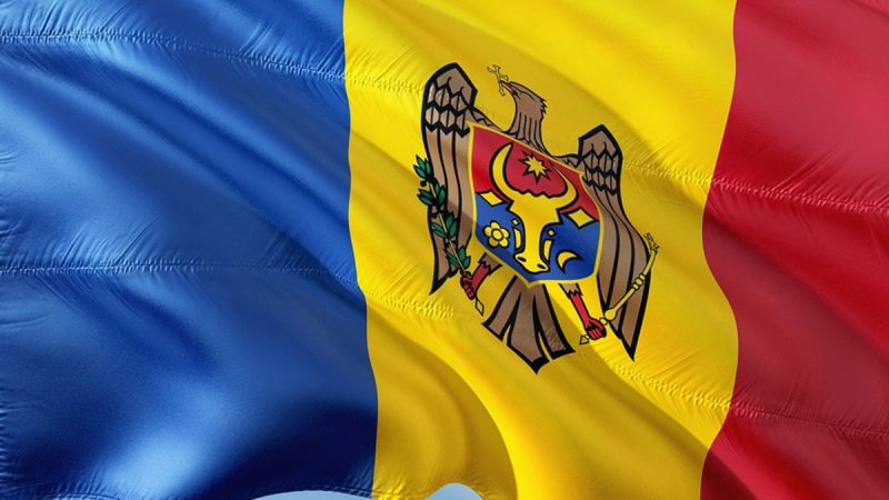 Молдова з мінімальною перевагою підтримала конституційні зміни для вступу до ЄС на референдумі