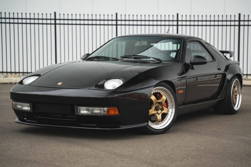 Купе Porsche 928 Gemballa з пробігом 171 км виставили на аукціон RM Sotheby’s