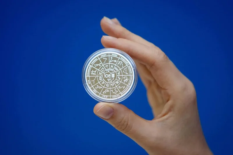 НБУ представив нову пам’ятну монету Зодіак