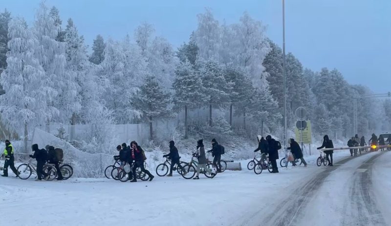 Фінляндія подовжила закриття кордону з РФ