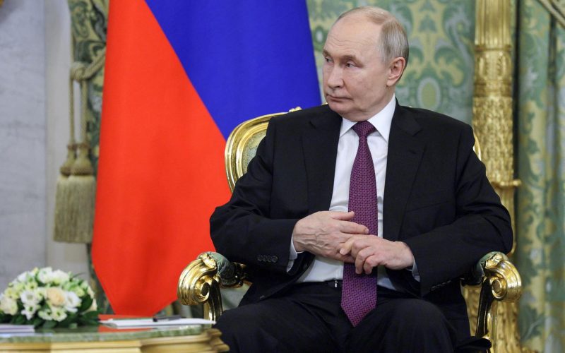 Путін запропонував припинити вогонь уздовж фронту