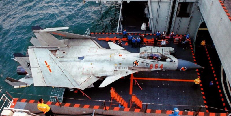 Китай інтегрує нові технології в розробку бойових літаків