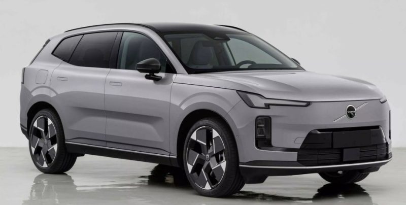 Volvo XC70 повертається у новому образі