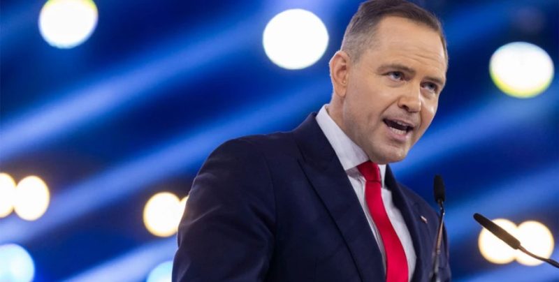 Вибори в Польщі входять у вирішальну фазу