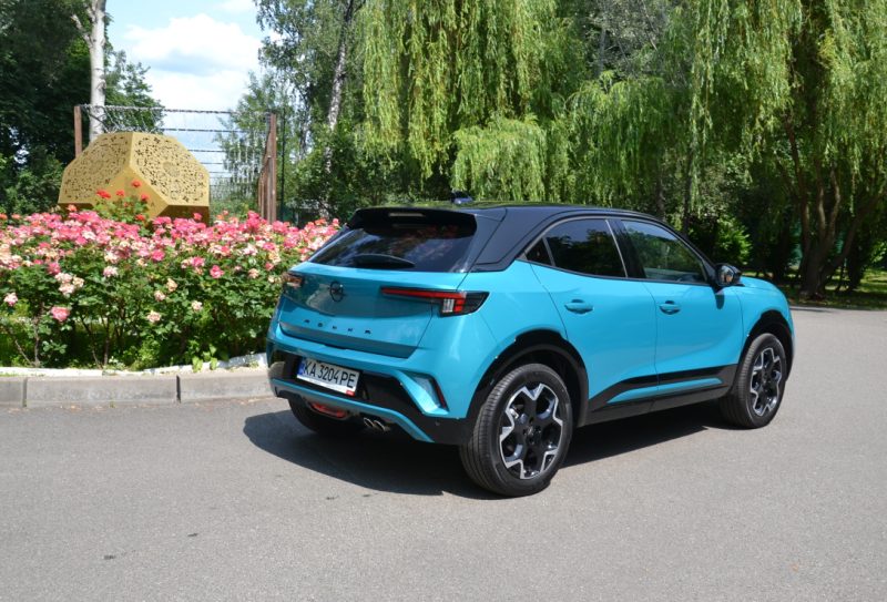 Opel Mokka 2025, стильний кросовер повертається оновленим