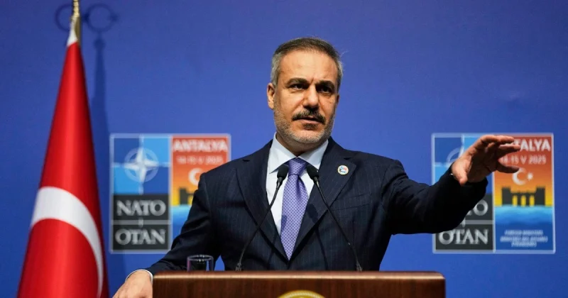 Переговори в Стамбулі – що залишиться “за закритими дверима” та роль Хакана Фідана у мирному врегулюванні