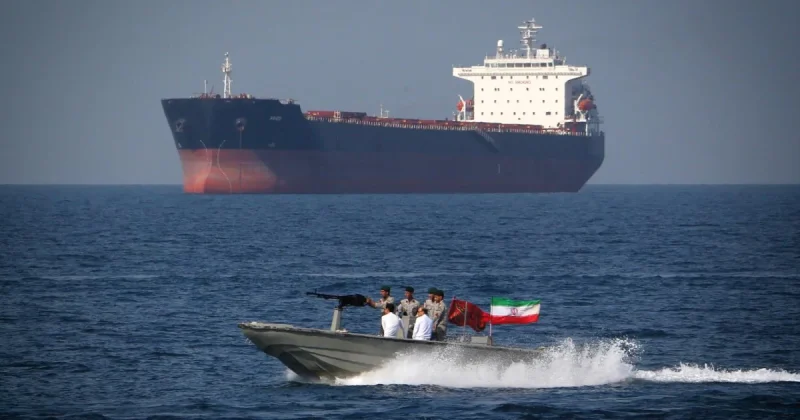 Світовий енергошок: що буде, якщо Іран закриє Ормузьку протоку