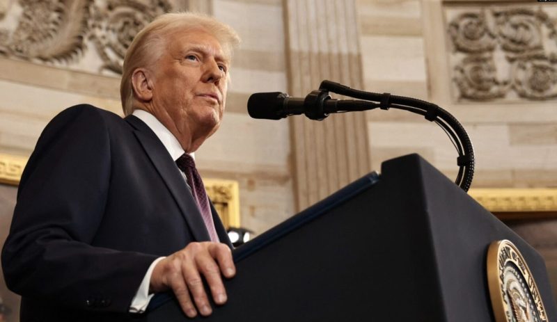 Трамп оцінив розмову із Зеленським і анонсував контакт із Путіним