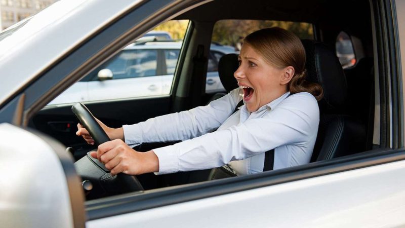 Надзвичайна ситуація за кермом, як зупинити авто без гальм