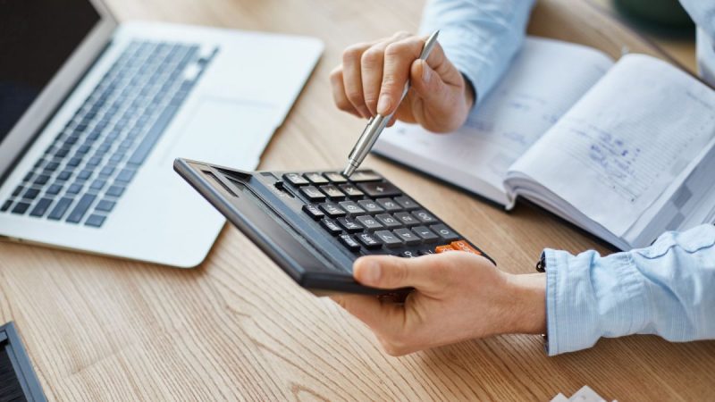 Підприємство Фірташа змусили повернути 43 мільйони гривень податків