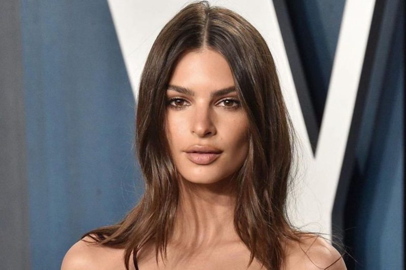 Суд розірвав шлюб Емілі Ратаковскі з ексчоловіком