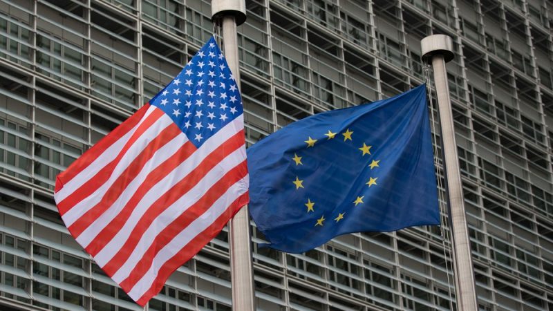 ЄС і США підписали нову торговельну угоду з фіксованими митами