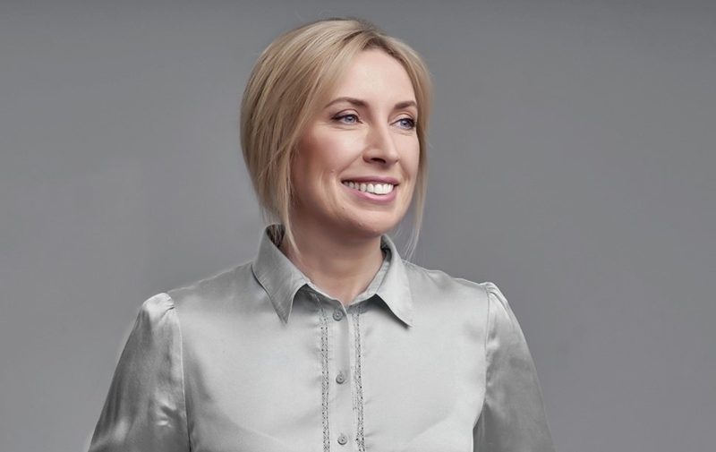 Заступниця голови ОП Ірина Верещук і Рисбек Токтомушев на захисті інтересів великих фармацевтичних компаній