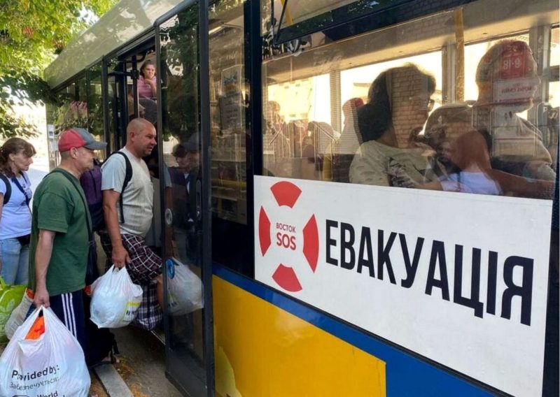 На Донеччині евакуюють понад сотню дітей із 19 населених пунктів