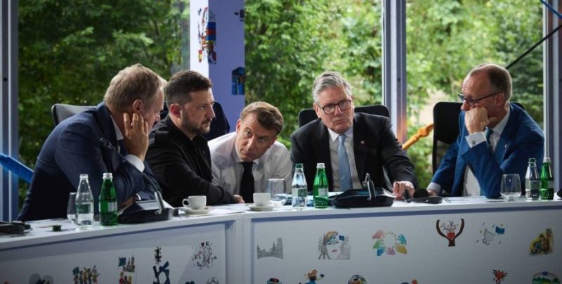 ЄС підтримує діалог США з РФ за умови захисту інтересів України