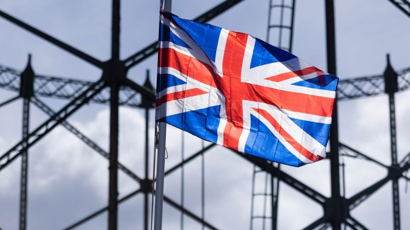 Британська контррозвідка готує поради депутатам проти втручання РФ та Китаю