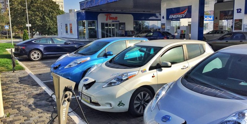 Електромобілі більше не в пріоритеті: пільги скасують з 1 січня 2026