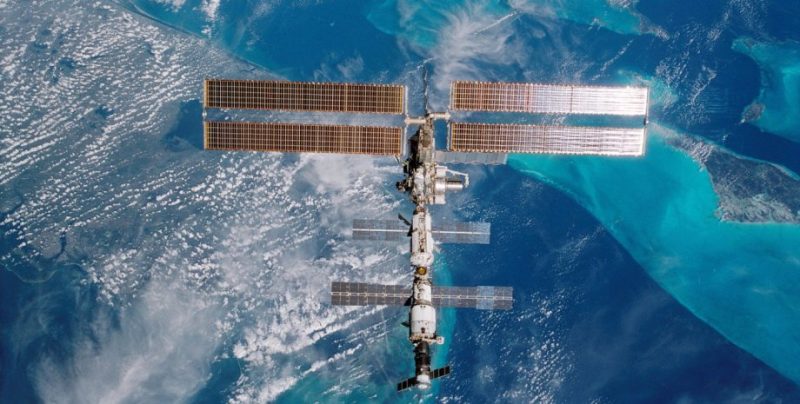 Молекулярне старіння в космосі, що станеться з тілом людини під час польотів