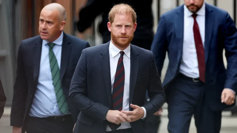 Принц Гаррі та король Чарльз вперше поговорили після тривалої паузи