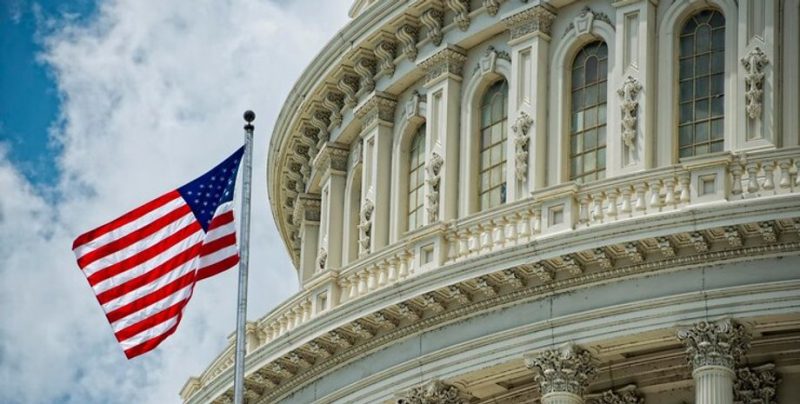 Вперше за 7 років: уряд США частково зупинив роботу через бюджетну кризу