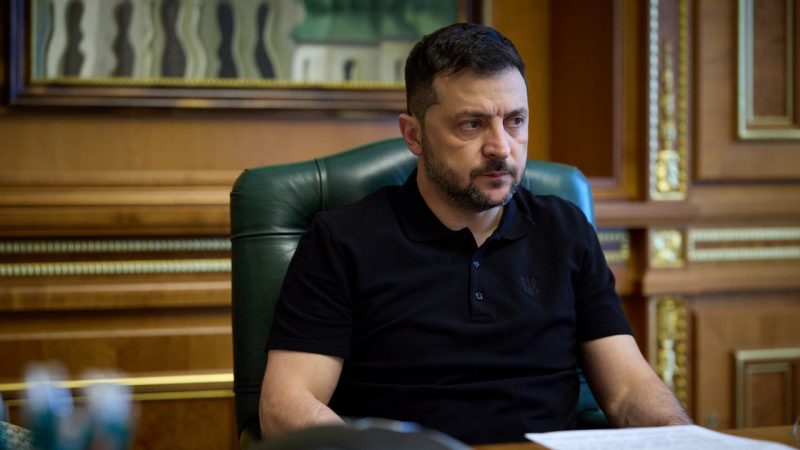 Зеленський змінив керівництво Маріупольського району