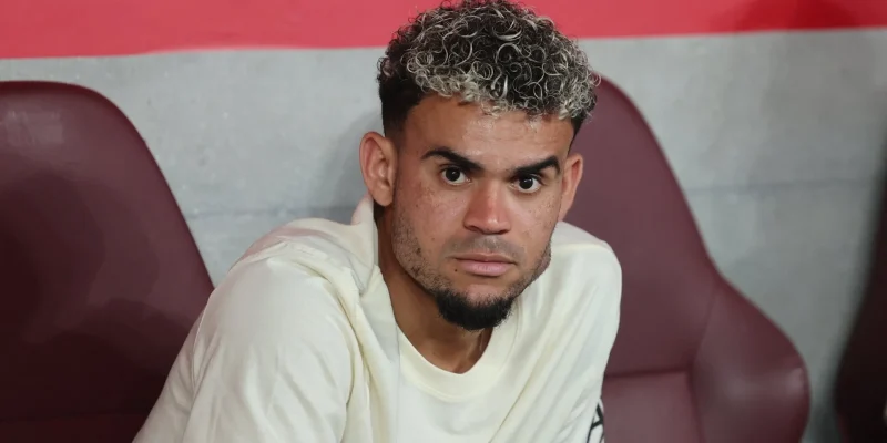 Баварія оскаржить триматчеву дискваліфікацію Діаса в УЄФА