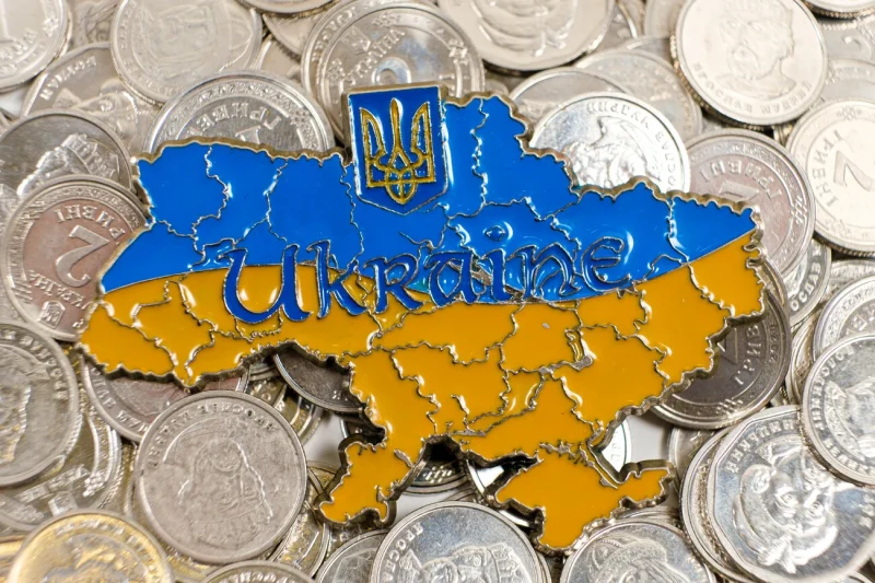 Доходи держбюджету України зросли на 40%