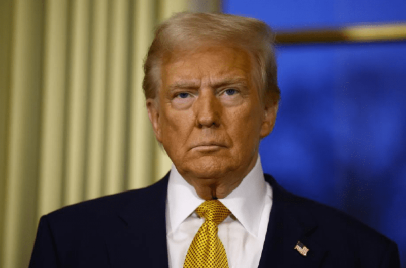 Рейтинг схвалення Трампа досяг нового мінімуму