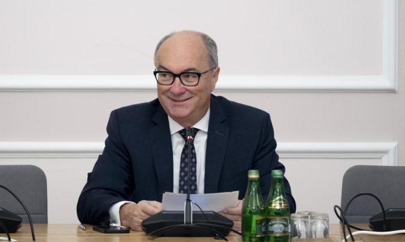 У Польщі обрано нового маршалка Сейму — ним став 65-річний Влодзімєж Чажастий