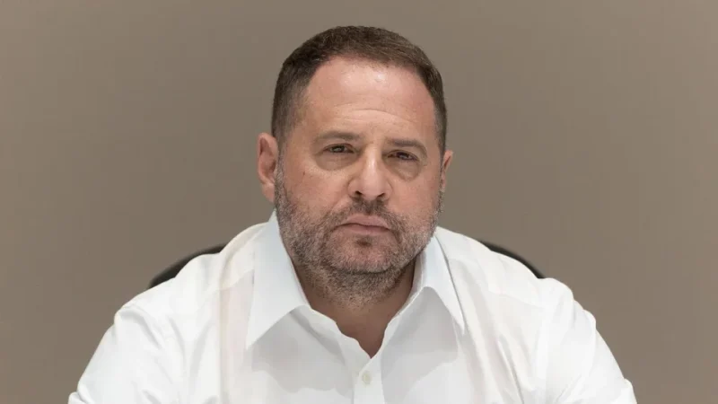 Дейнеко спростував фейк про заборону на виїзд Єрмака за кордон