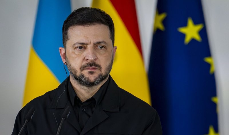 Зеленський відреагував на масований удар РФ по енергетиці України