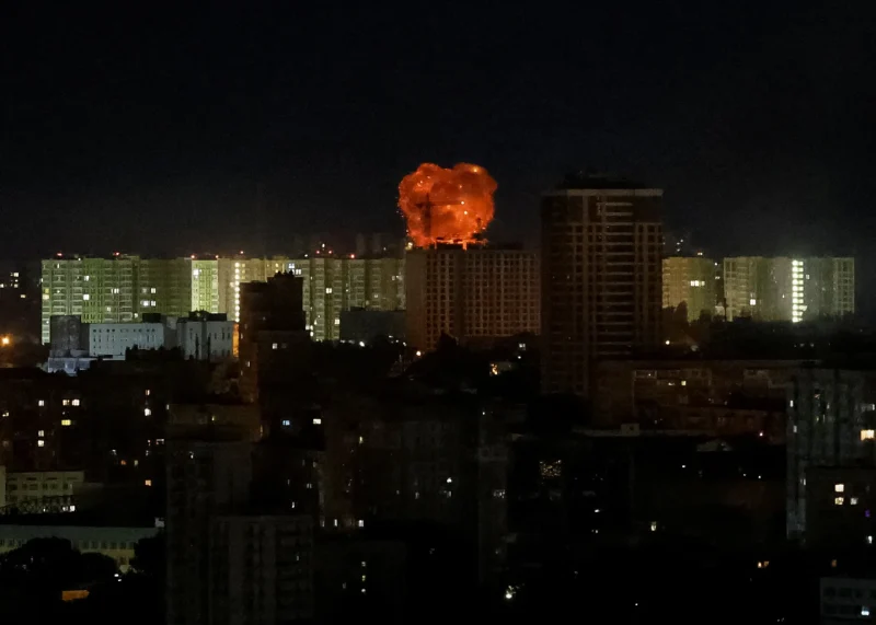 Нічна атака на Київ: госпіталізували жінку та дитину