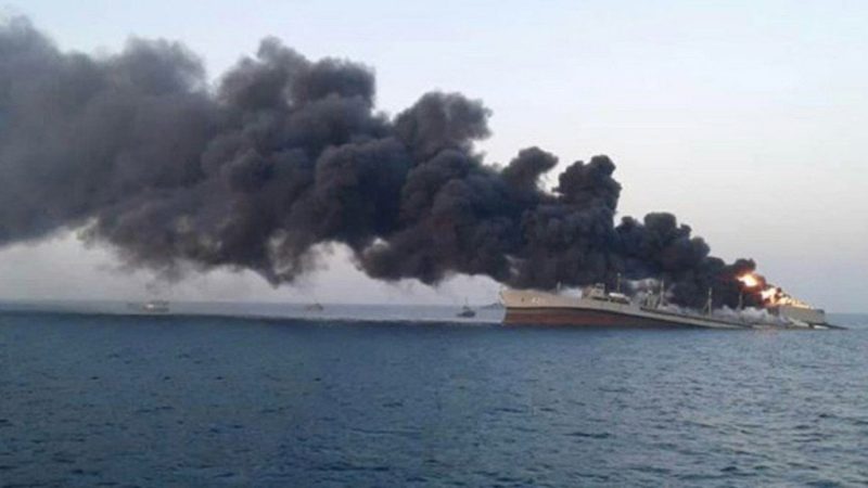 США завдали удару по судну, яке намагалося обійти блокаду Ірану в Оманській затоці