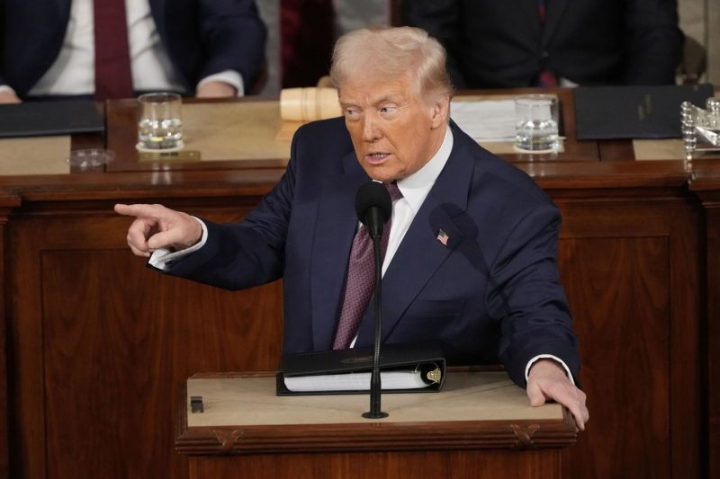 Трамп відкритий до змін у штаті Нацрозвідки США
