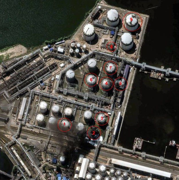 Українські дрони знищили нафтовий термінал у Санкт-Петербурзі: супутники зафіксували руйнування на 1100 км вглиб Росії