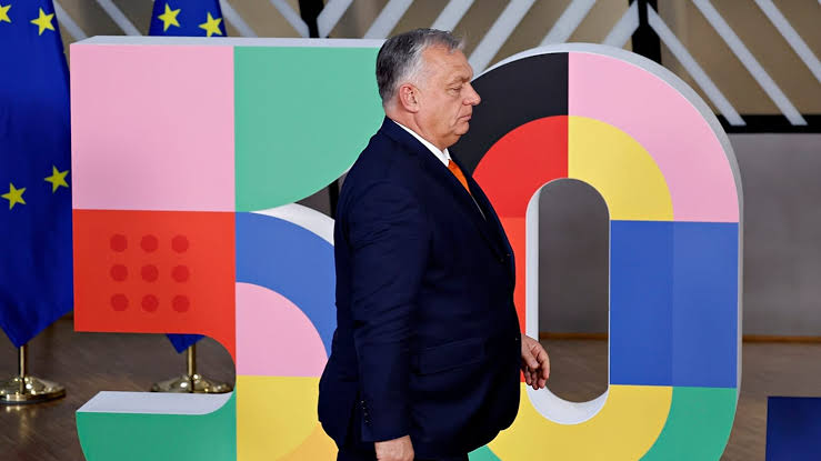Угорщина на порозі змін: парламент проголосував за звільнення президента